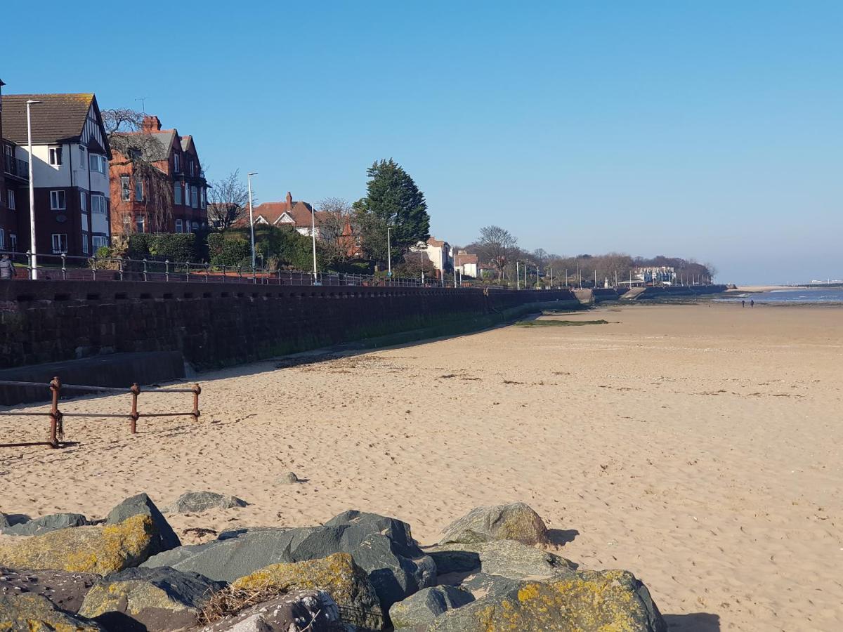 Sea-Quinn Views Wallasey Exterior foto