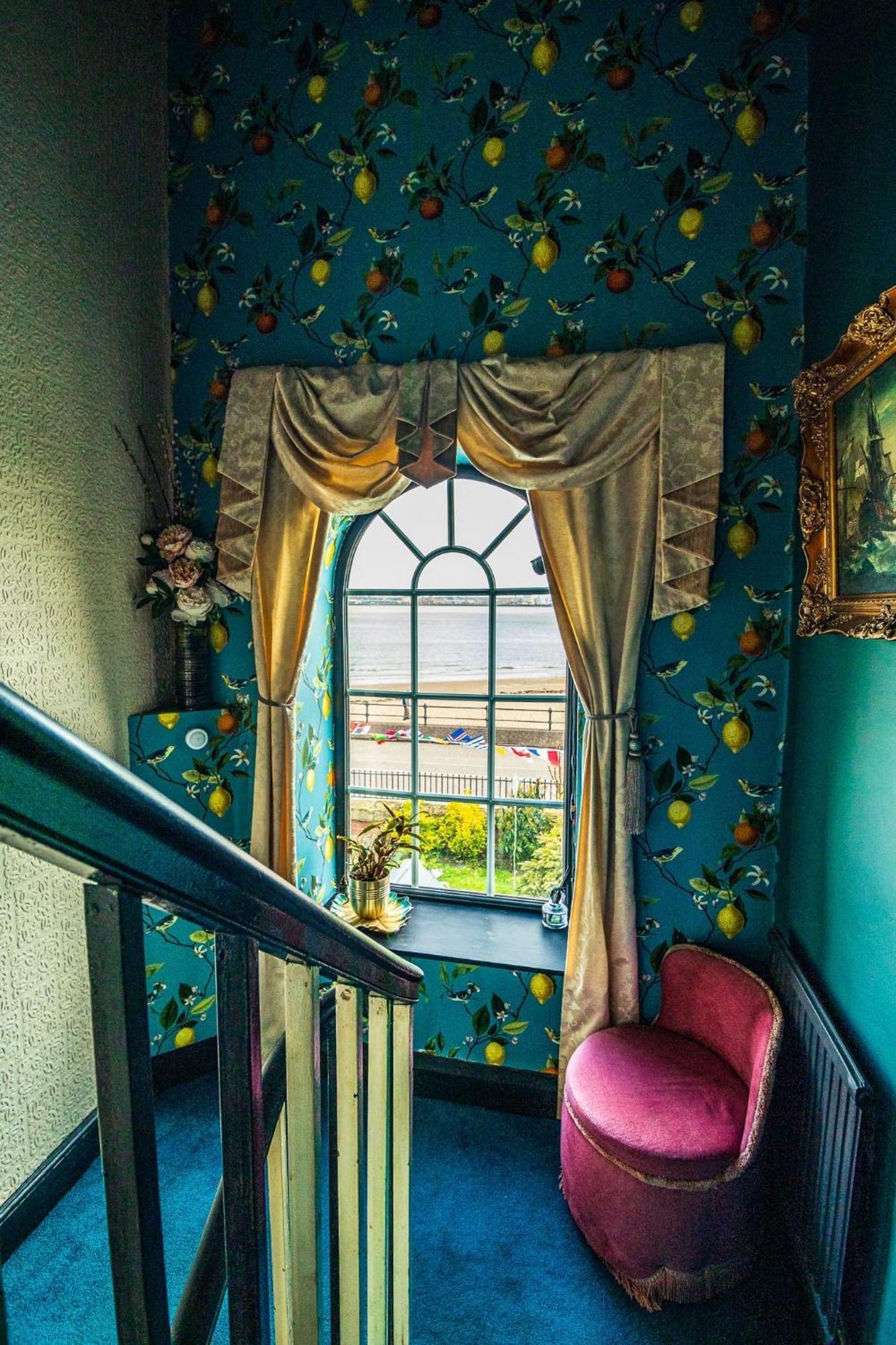 Sea-Quinn Views Wallasey Exterior foto